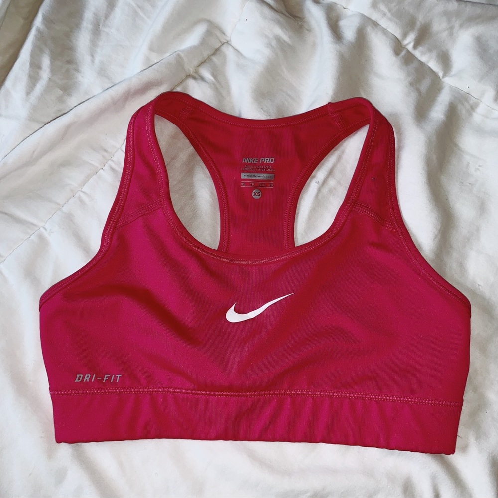 sports bra / NIKE